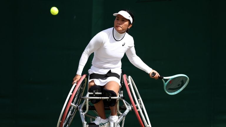 paralimpiade tenis kursi roda
